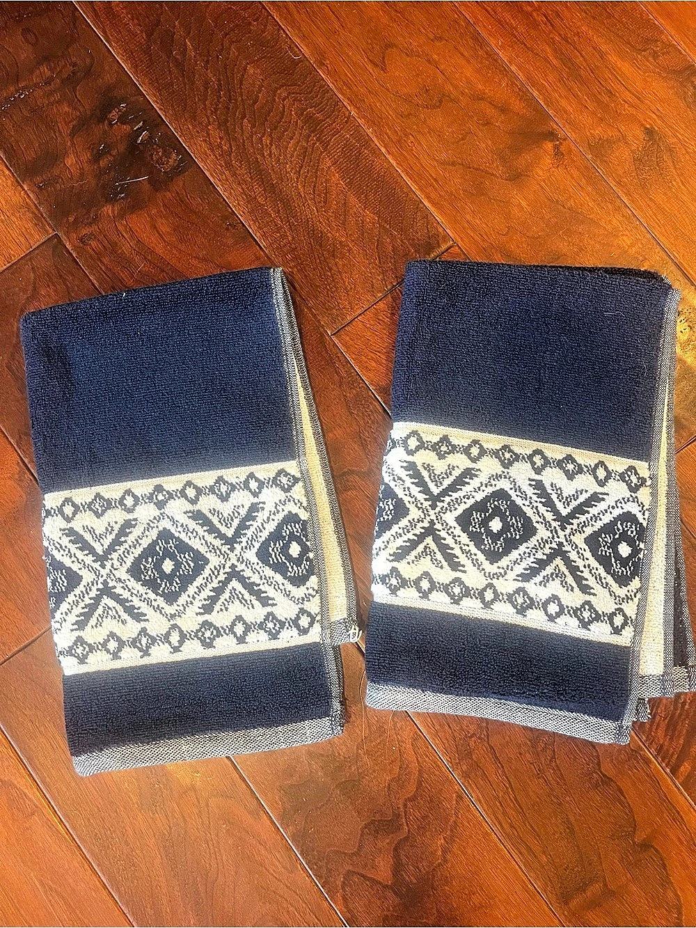 Set of 2 New Wrangler Geometric Cotton Hand Towels in Blue & White